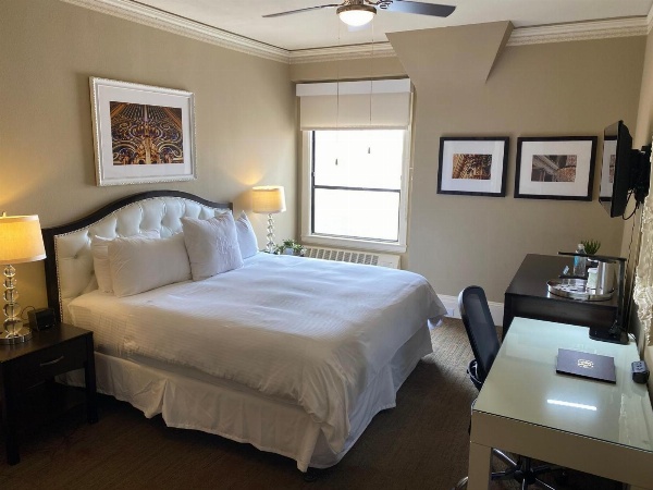 Kensington Park Hotel image 2